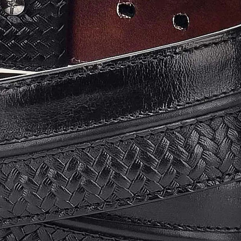 Cinturón western piel negra con textura tejida