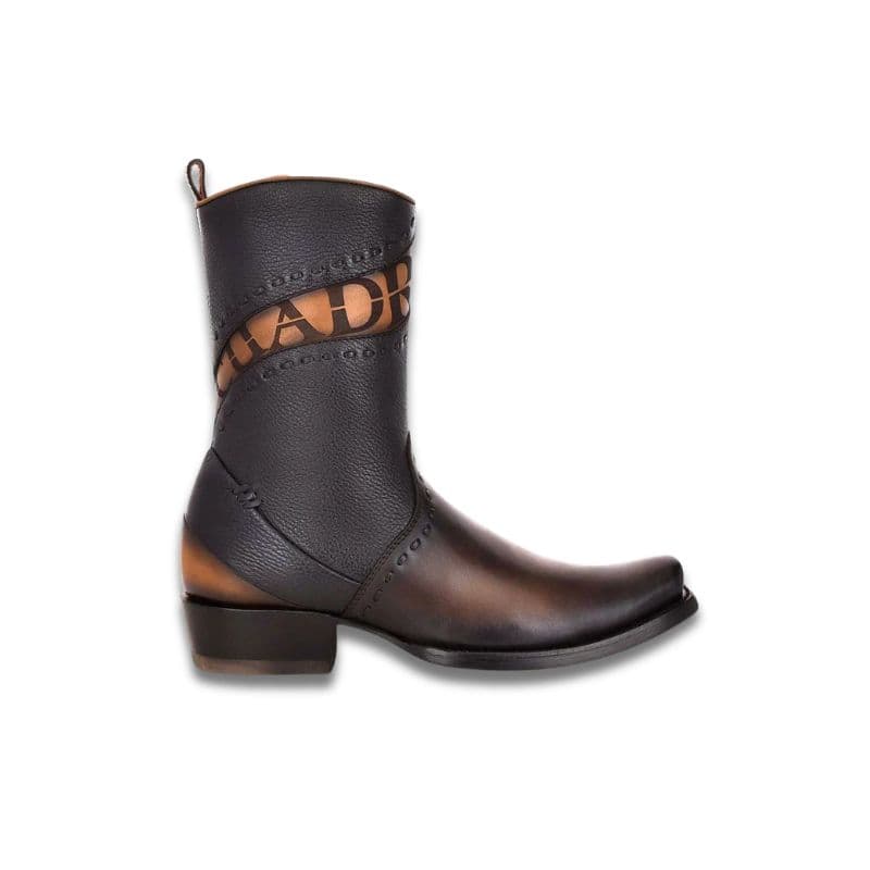 Bota de piel negra hombre Cuadra